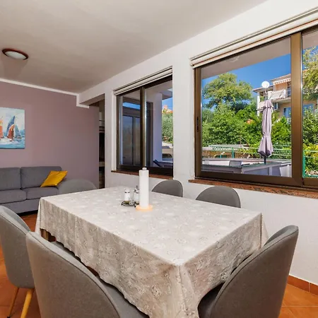 Renata Apartment