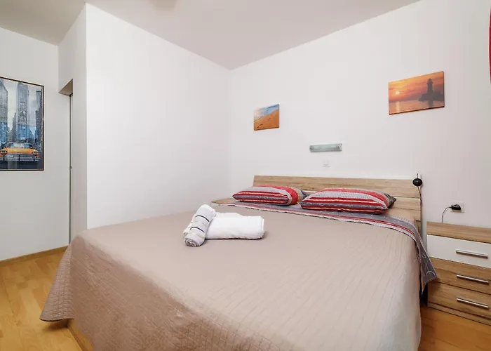 Apartment Renata Palit